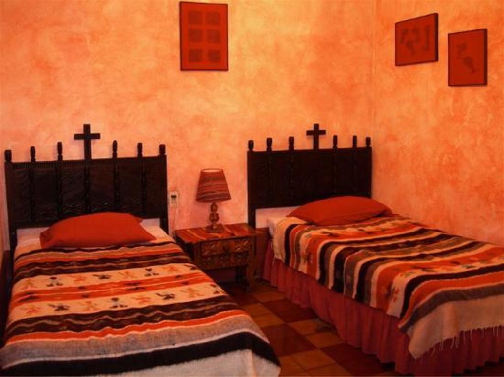 Posada Belen Museo Inn グアテマラシティ エクステリア 写真